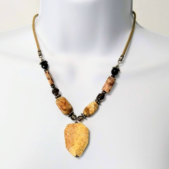 Stone Women's Necklace Jewelry 17 in - Picture 1 of 4
